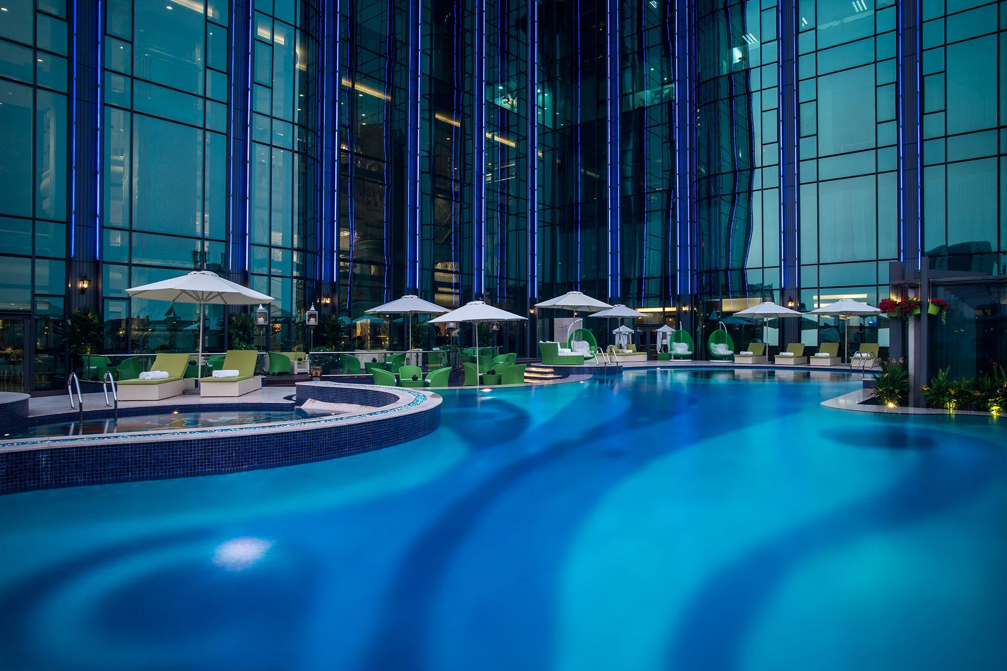 VN - The Reverie - Pool.webp