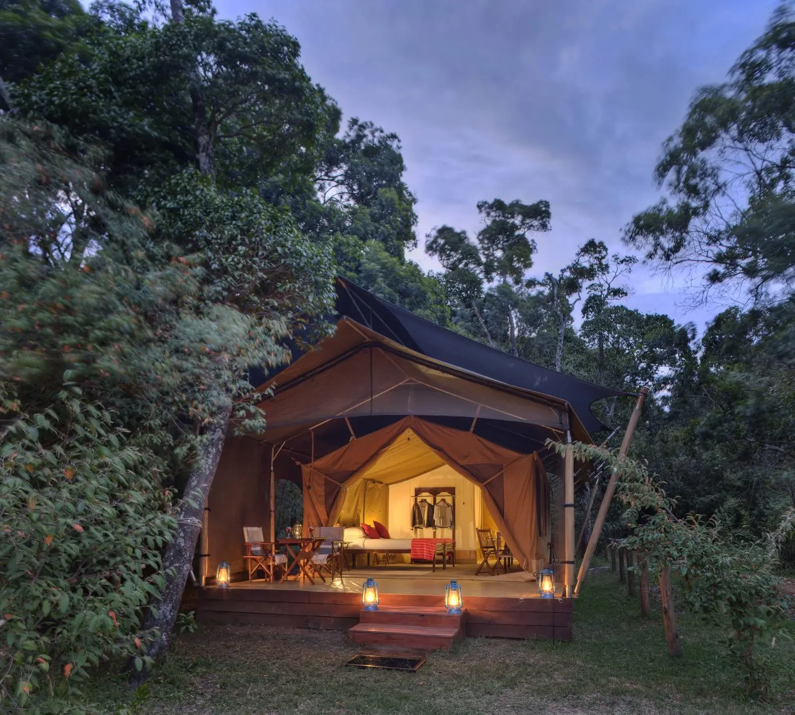 KE-Elephant Pepper Camp-safari tent2.webp