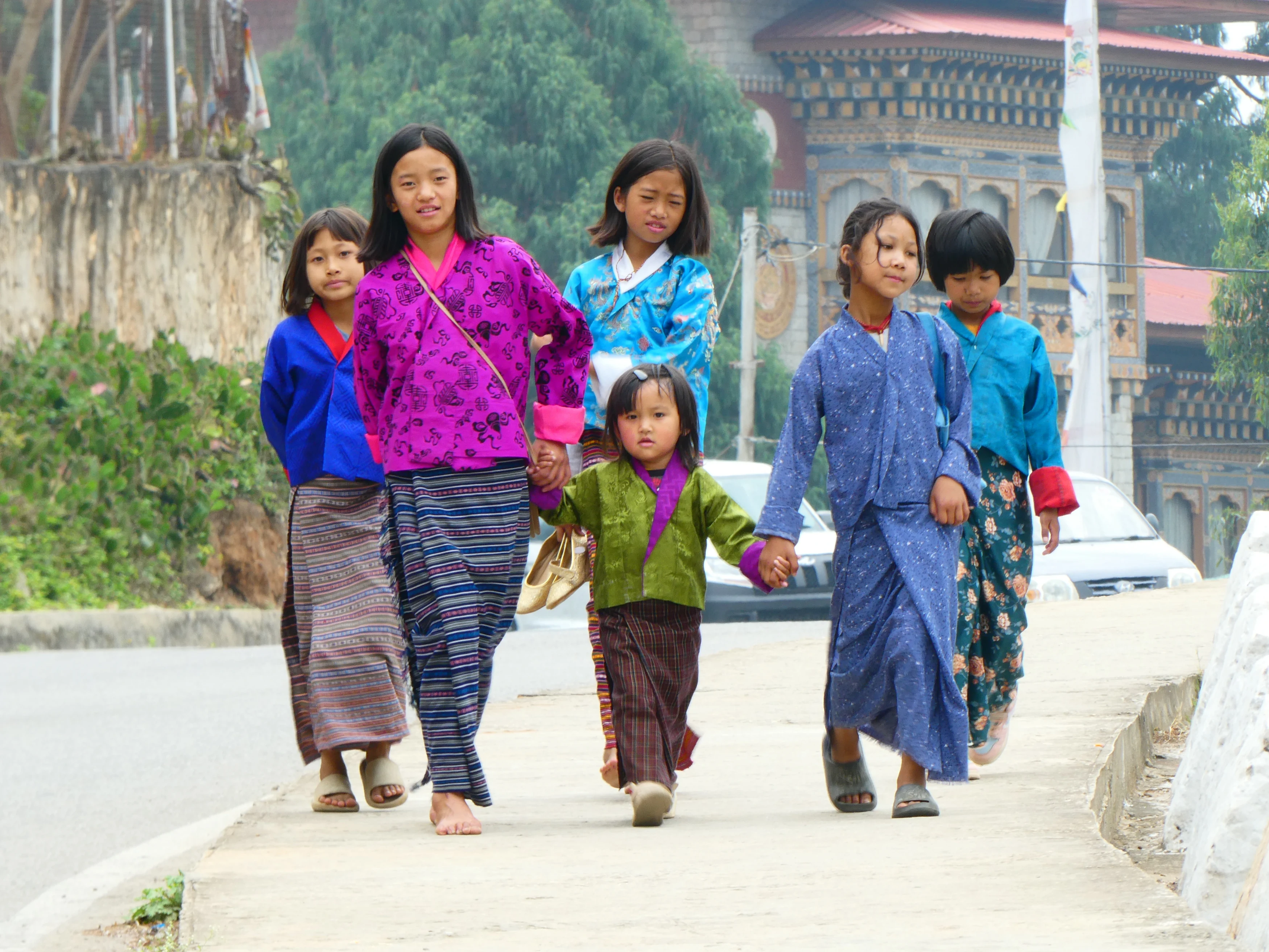 BT-vakantie-Barbara-local-people-kira-dress.webp