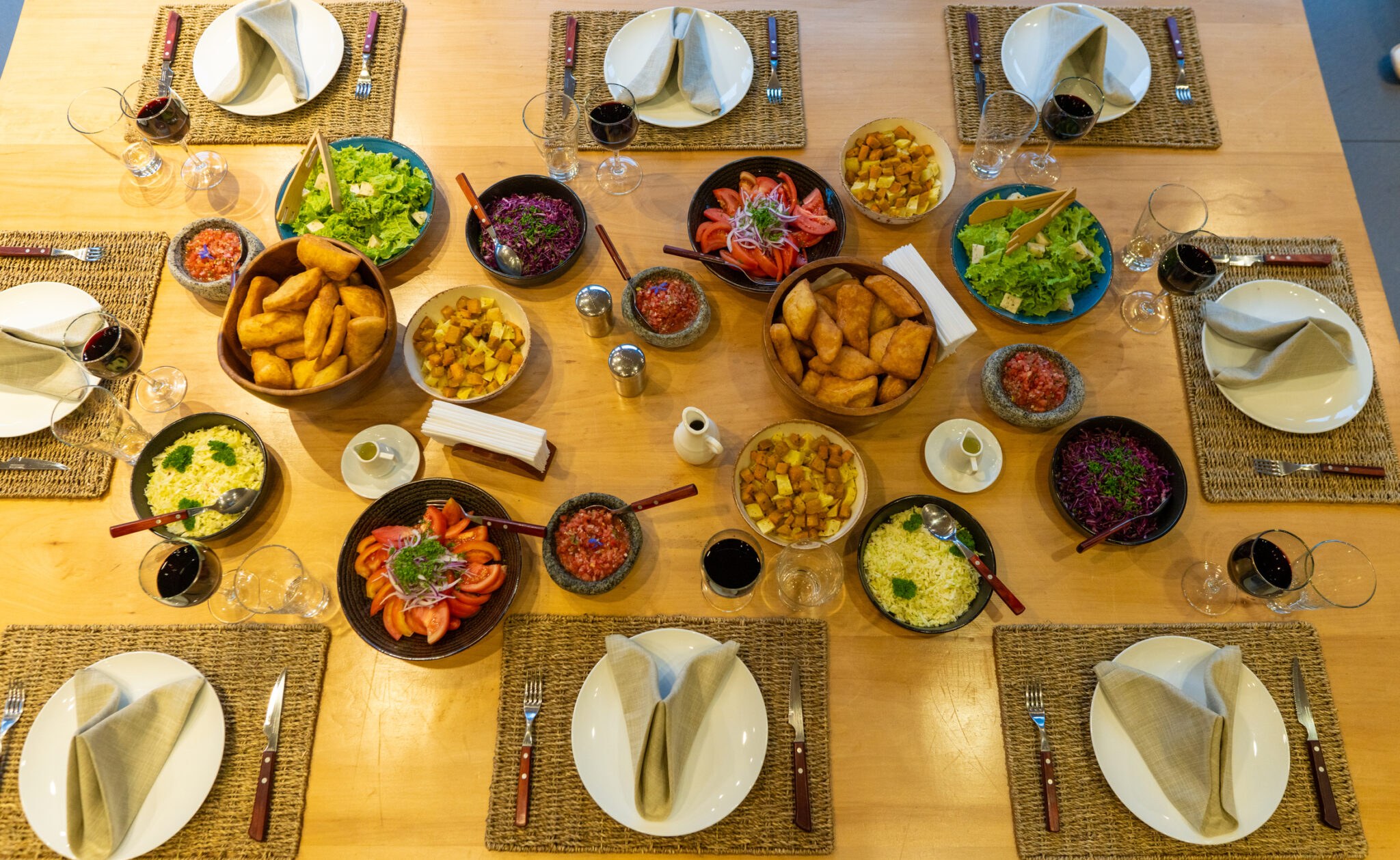 CL - Accommodatie - Melimoyu - Eten en drinken.jpg