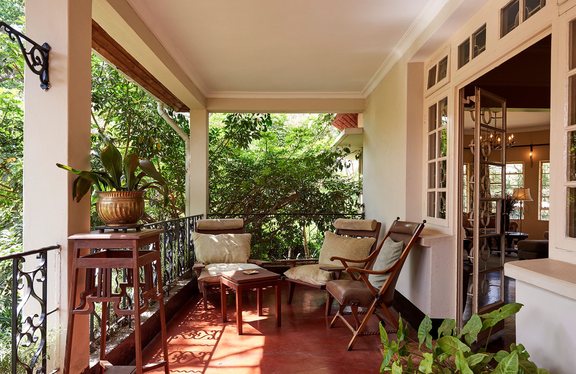 TZ-Legendary Lodge-veranda - Copyright Classic Portfolio for images used without context.jpg