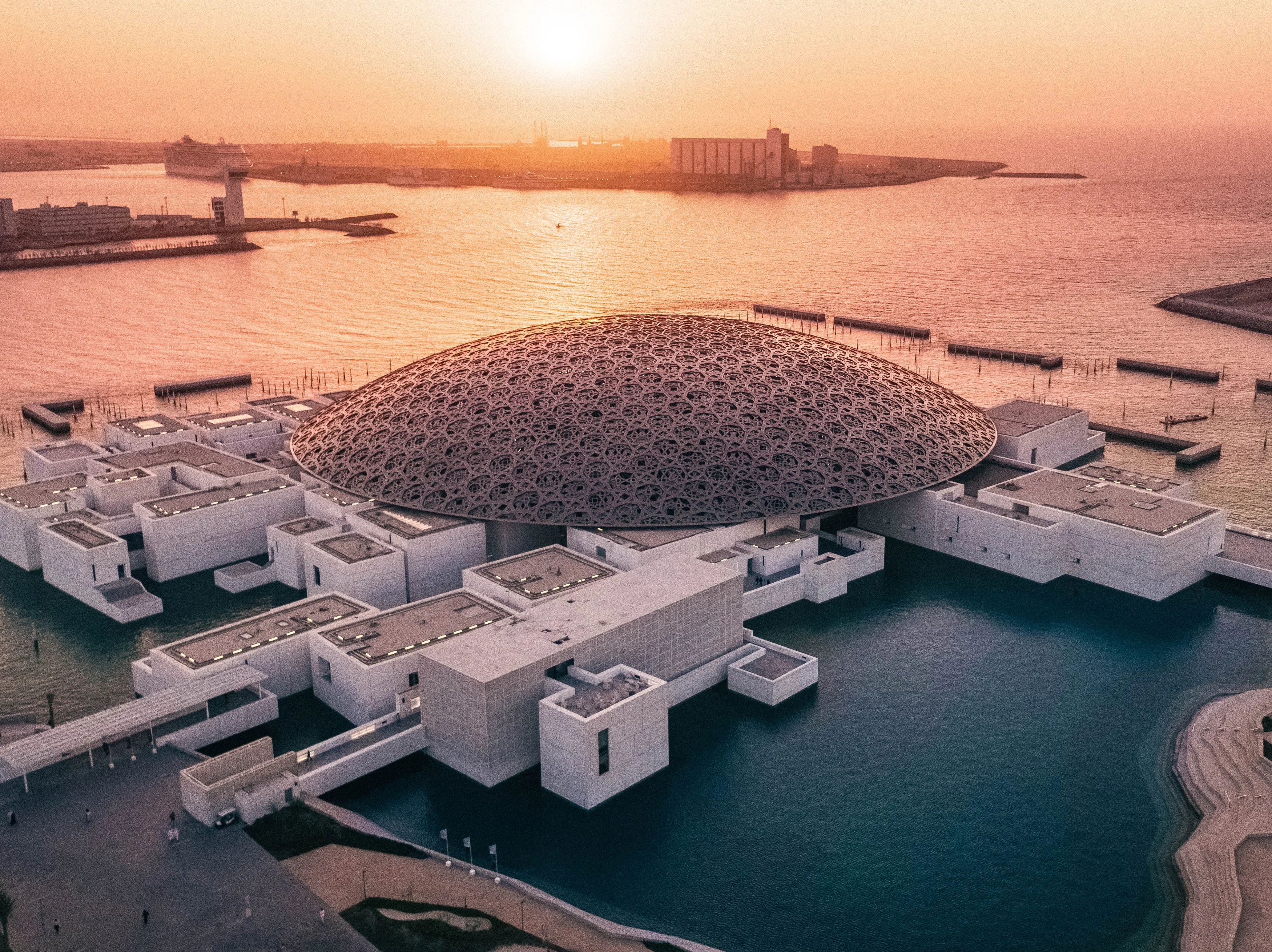 AE - Abu Dhabi - Louvre Museum.webp