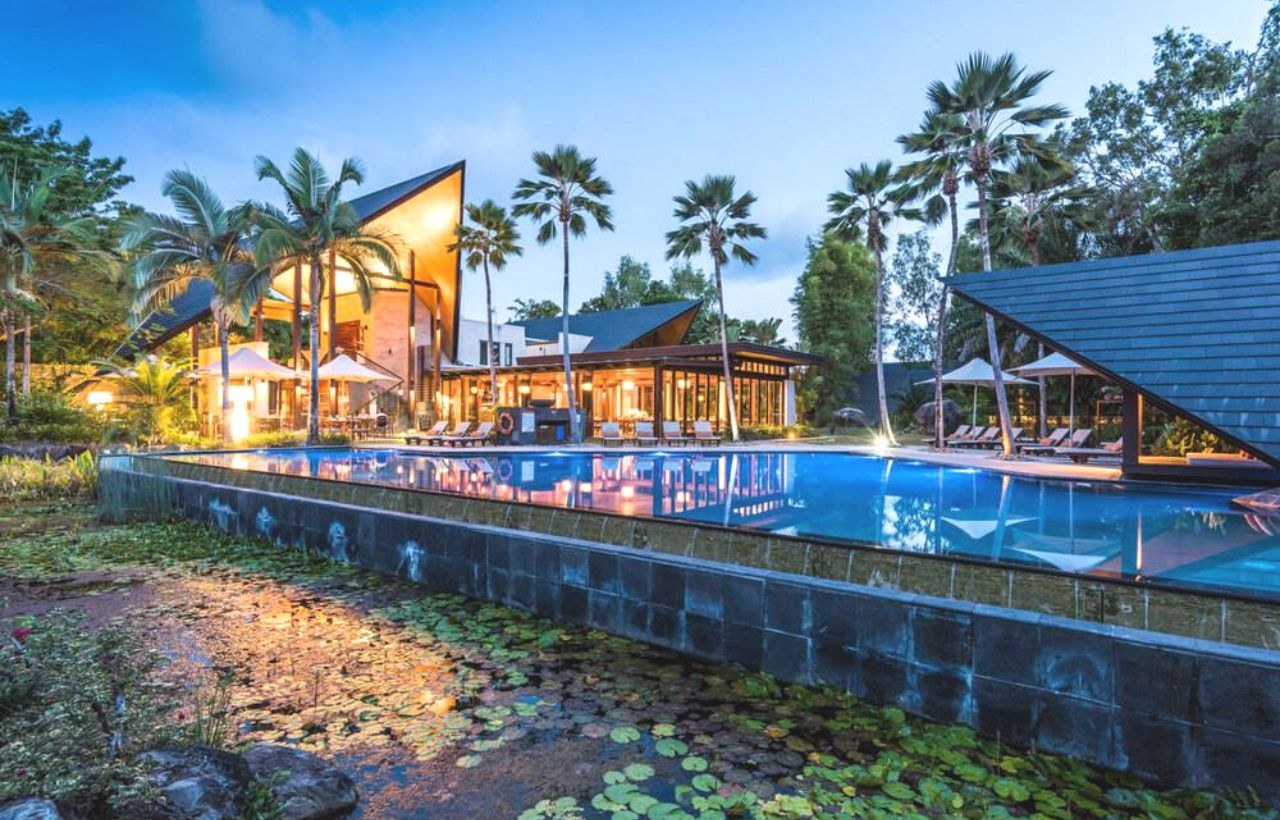 Port-Douglas-Niramaya-resort-spa-pool-credit-Niramaya.jpg