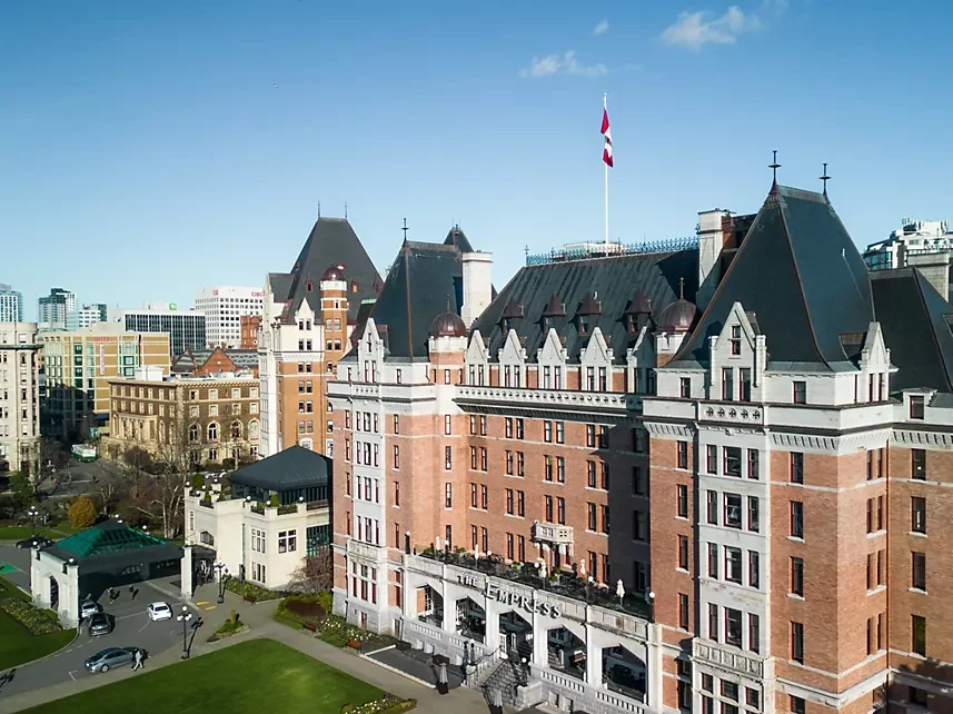 CA - Fairmont Empress - Zijaanzicht.webp