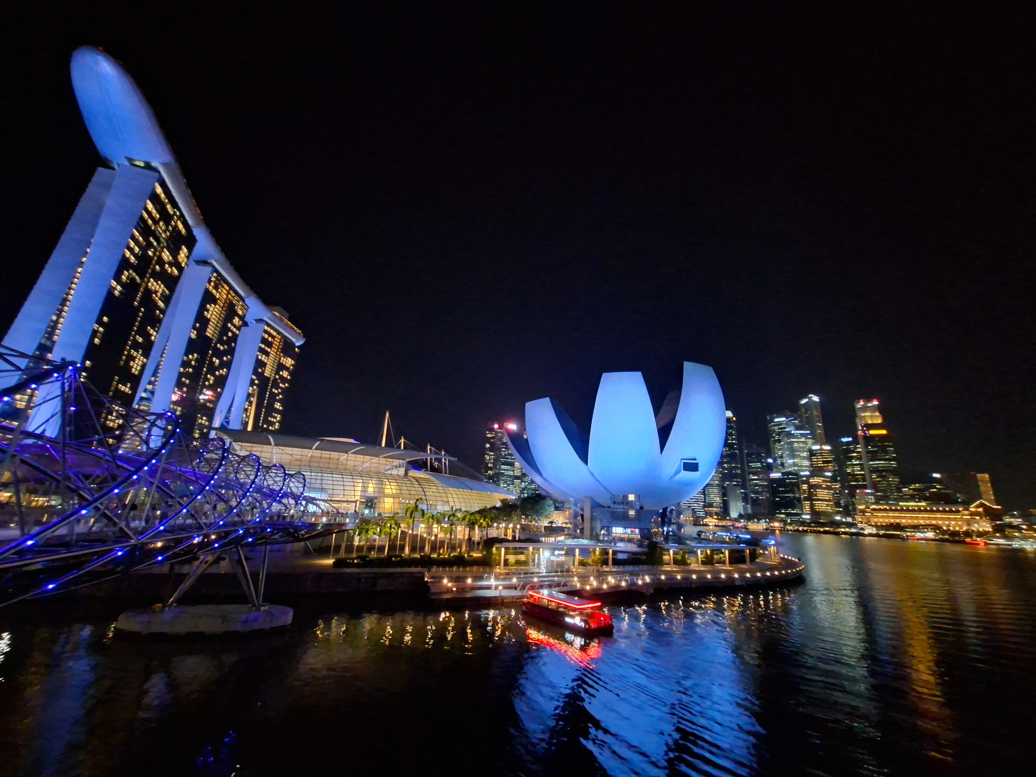 SG - algemeen - Marina bay by night.jpg