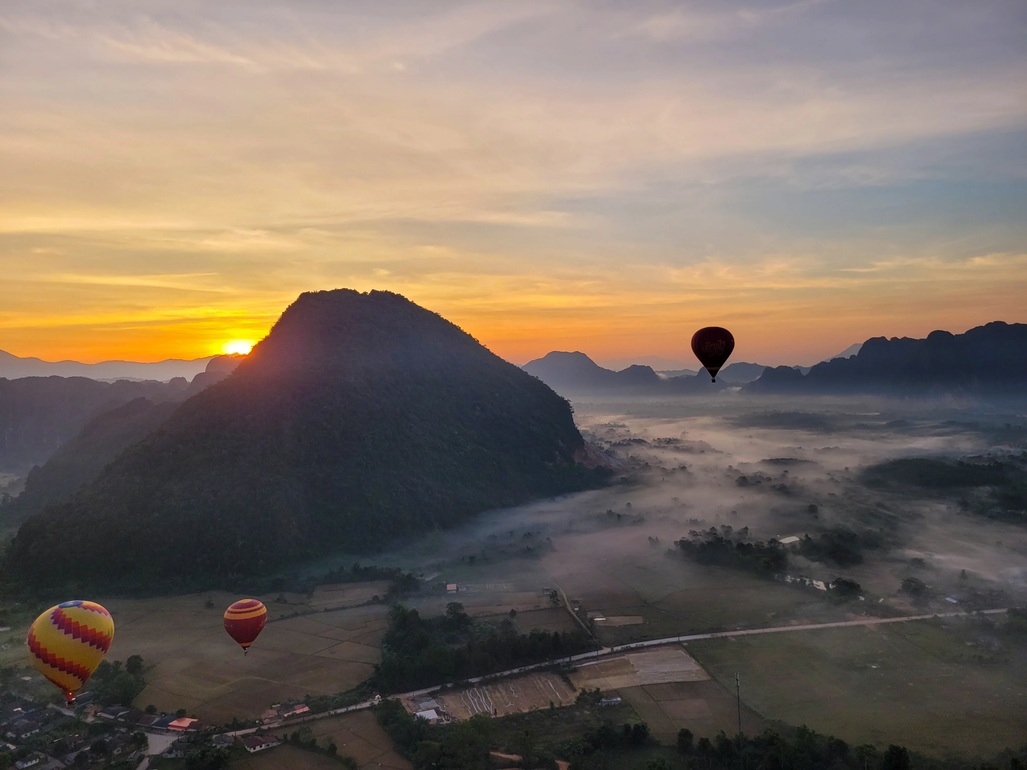LA-Studiereis Evelyn- Hot air Balloon  (2).webp