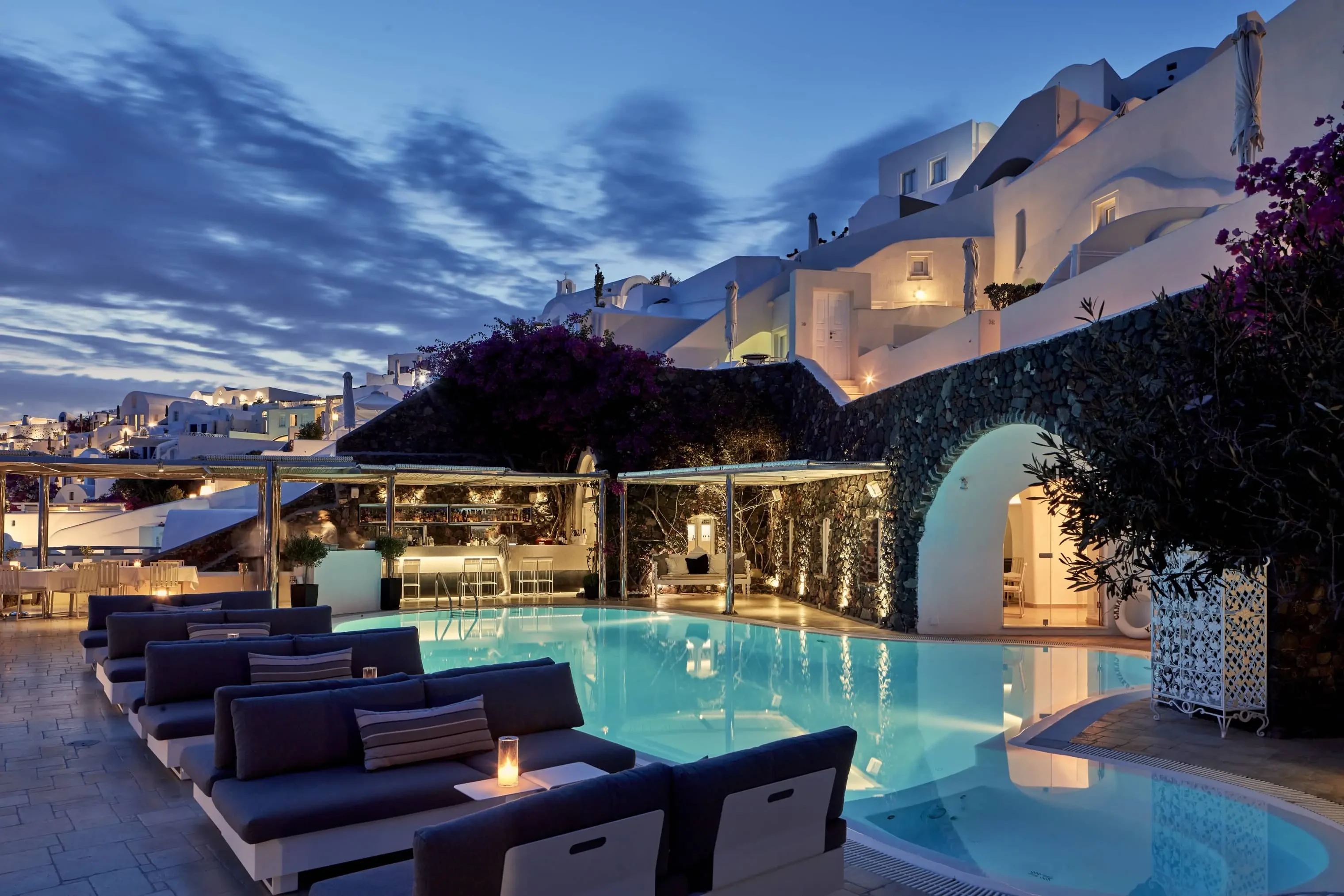 GR - Canaves Oia Suites - Exterior.webp