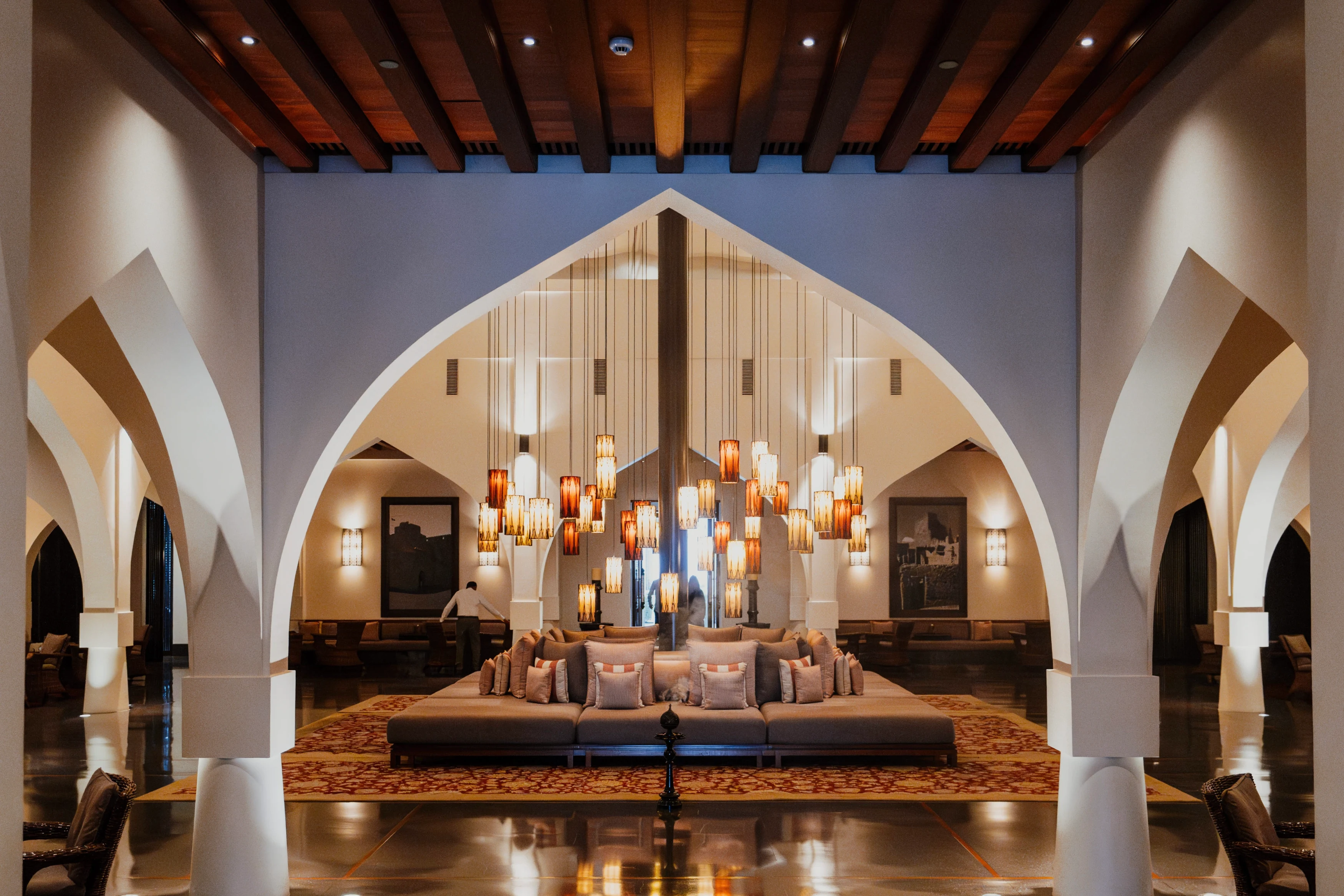 OM - Accommodatie - The Chedi Muscat - Entree.webp