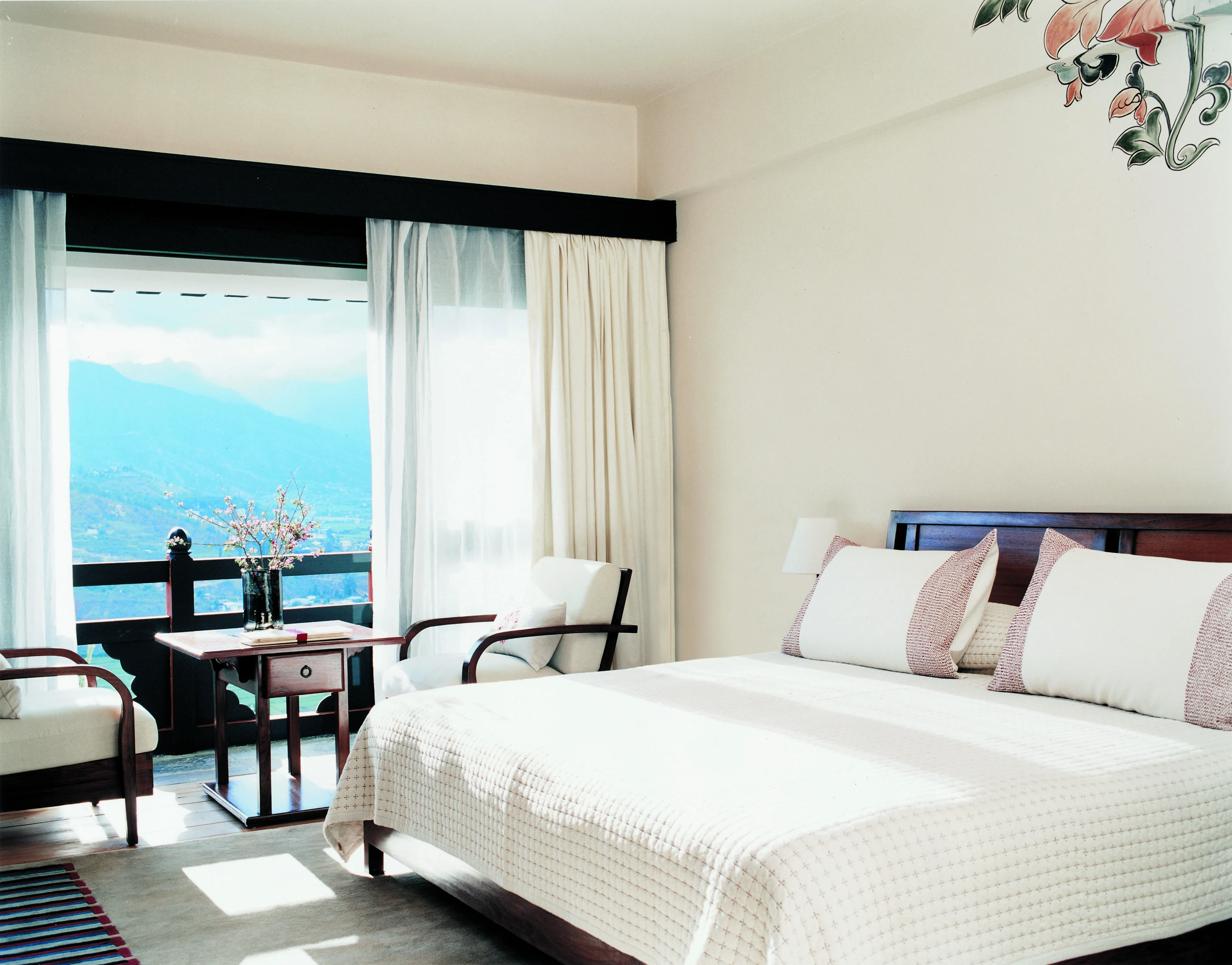 BT-accommodatie-Uma-Paro-Valley-View-Room.webp