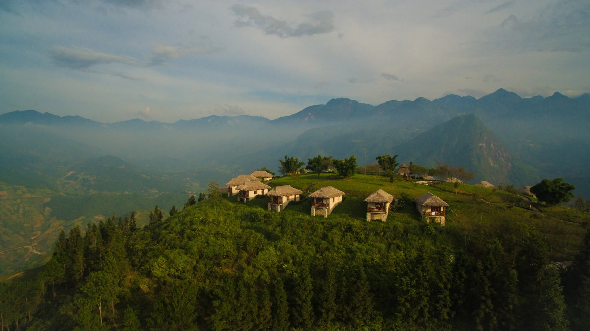 VN - Topas Eco Lodge - Overview.webp