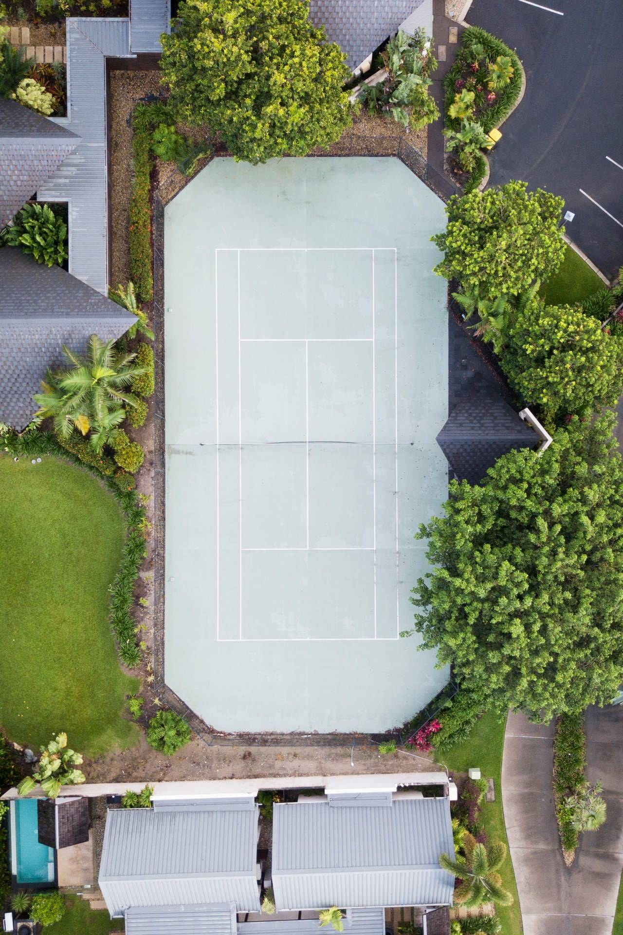 Niramaya-resort-features-niramaya-villas-tennis-court-credit-niramaya.jpg