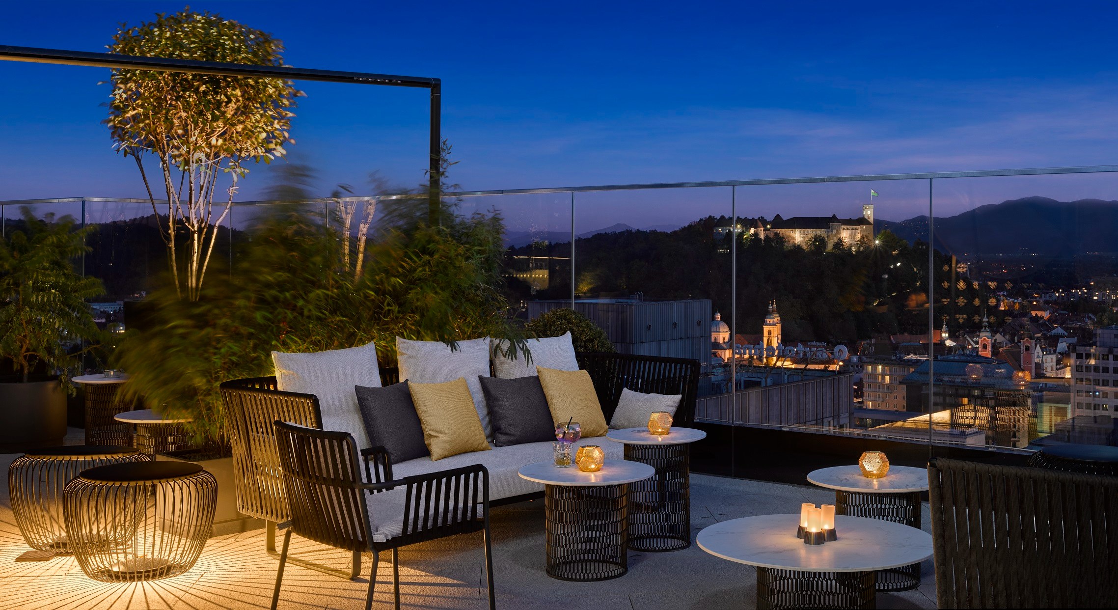 SL- Intercontinental Ljubljana- rooftop lounge.jpg