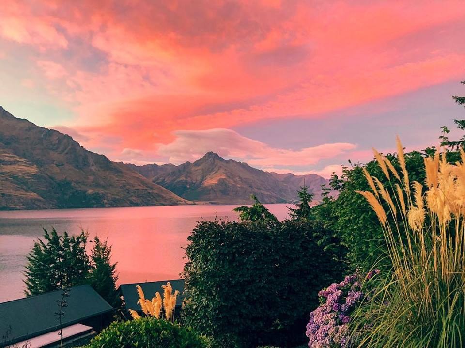 NZ - Azur - Sunrise.jpg