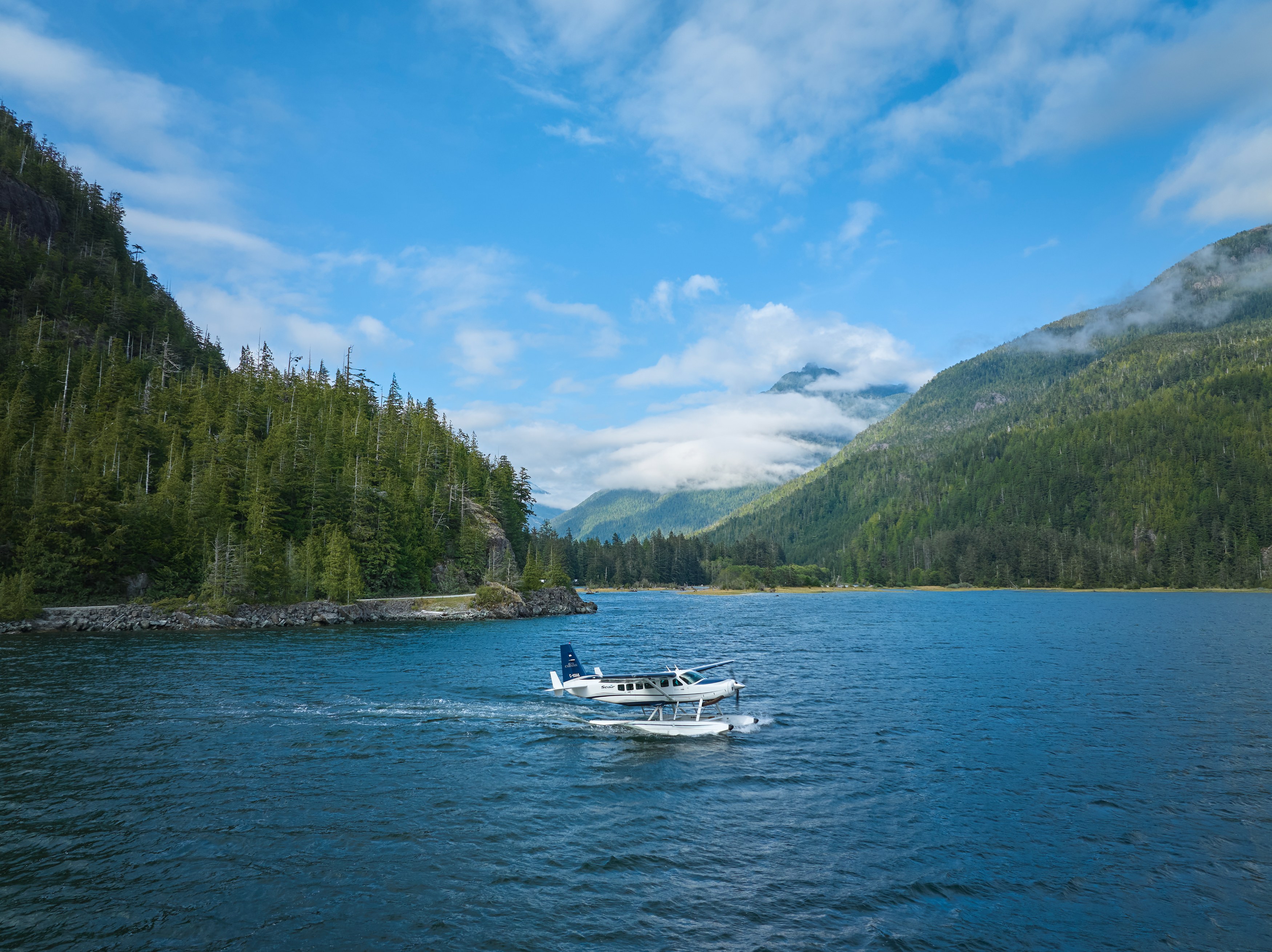 CA-Clayoqout Wilderness Lodge-seaplane-journey.jpg