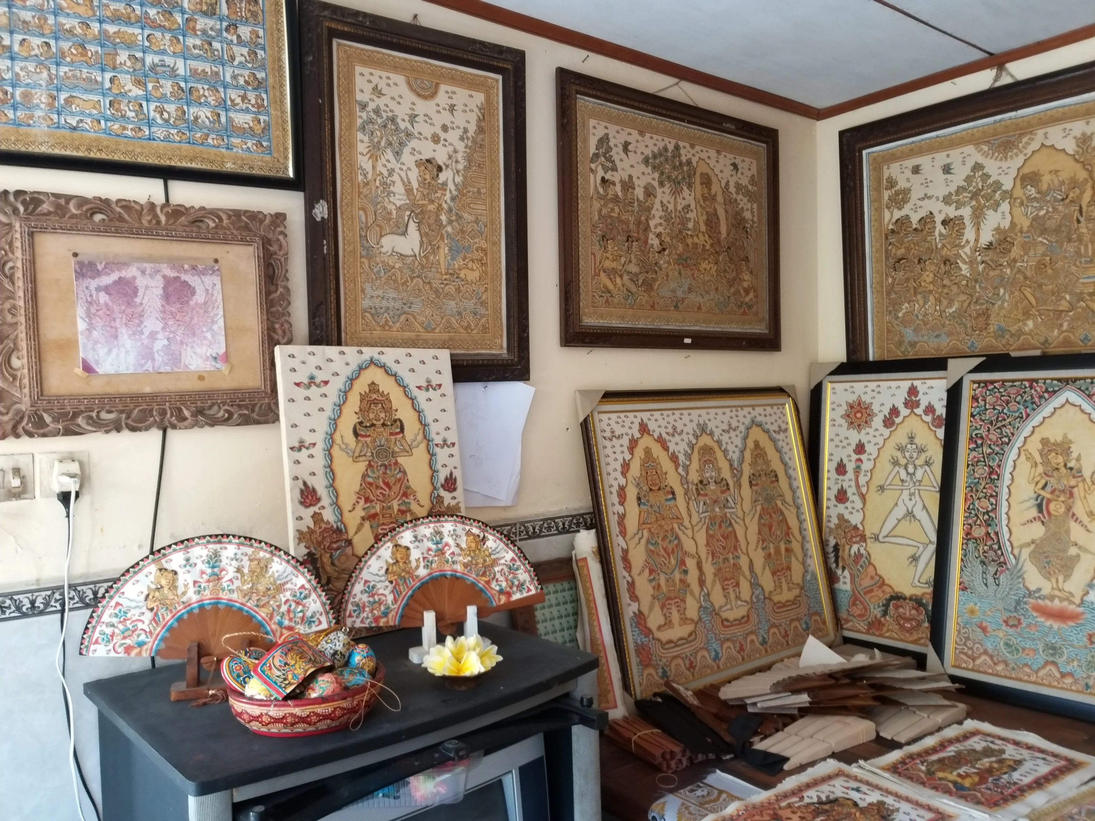 IN - Bali - Day In the Life Balinese Artist (1).webp