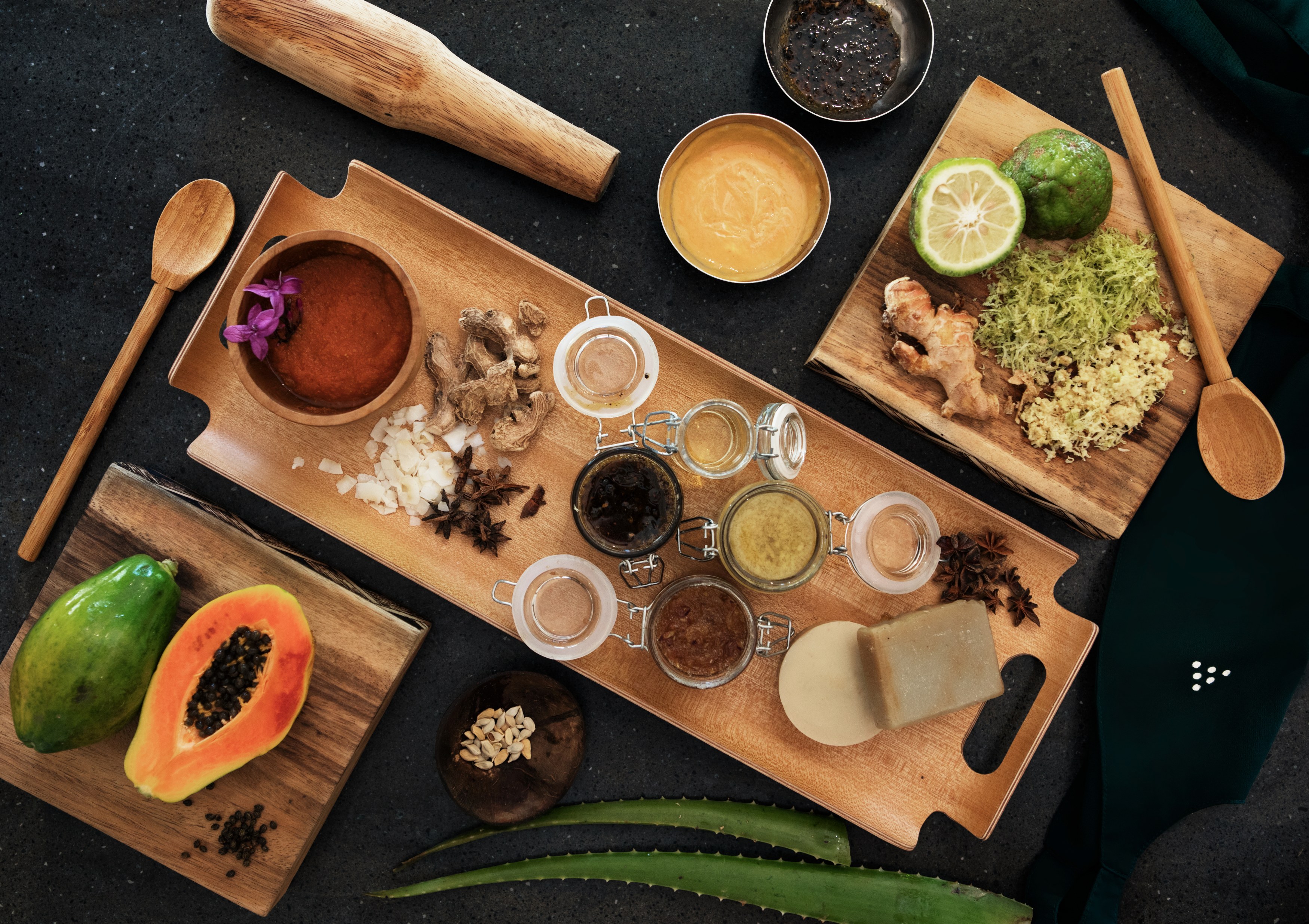 FJ - Accommodatie - Six Senses Fiji -Alchemy Bar.jpg