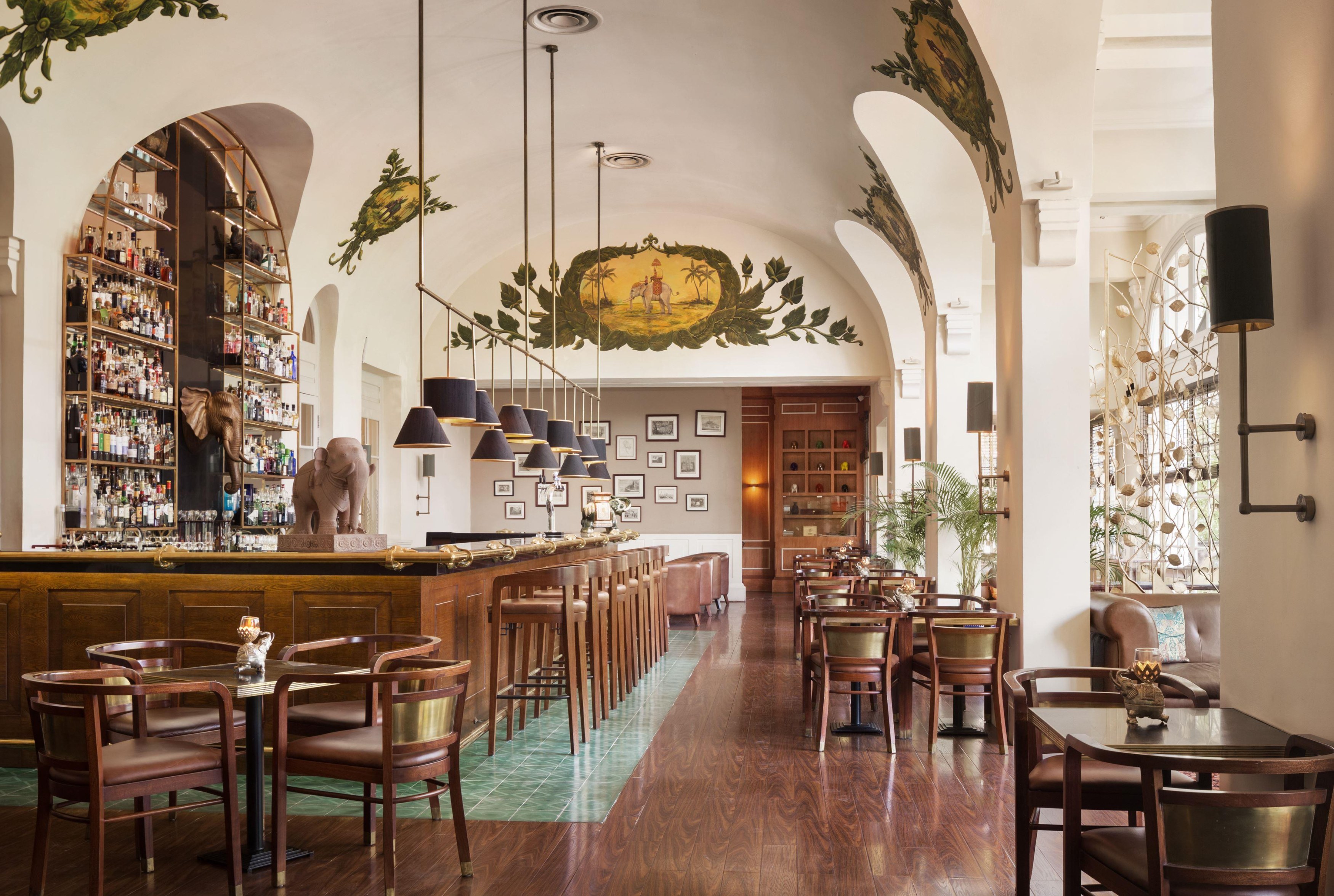KH - Raffles le Royal - Elephant Bar.jpg