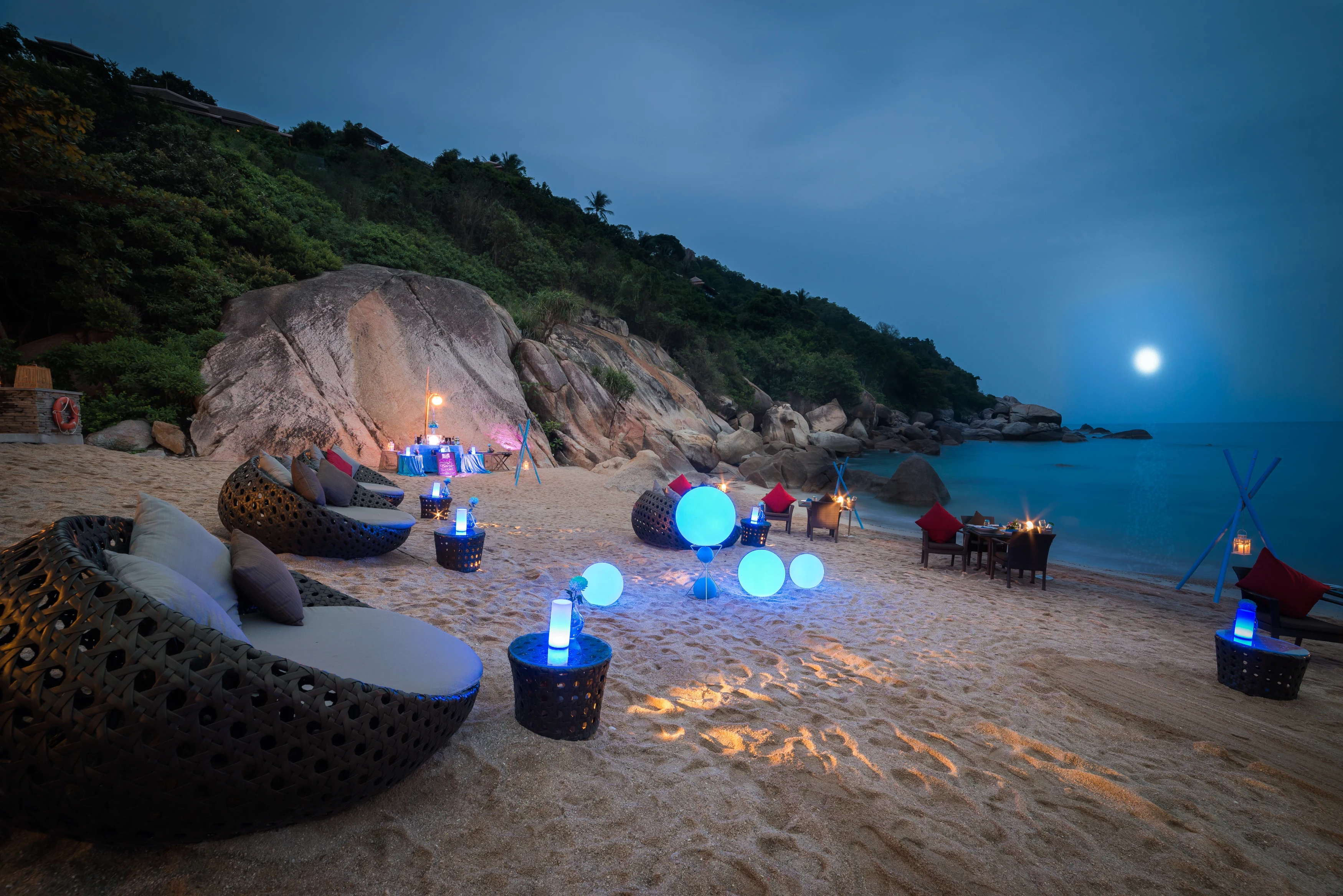 TH - Banyan Tree Samui - dining sands.webp