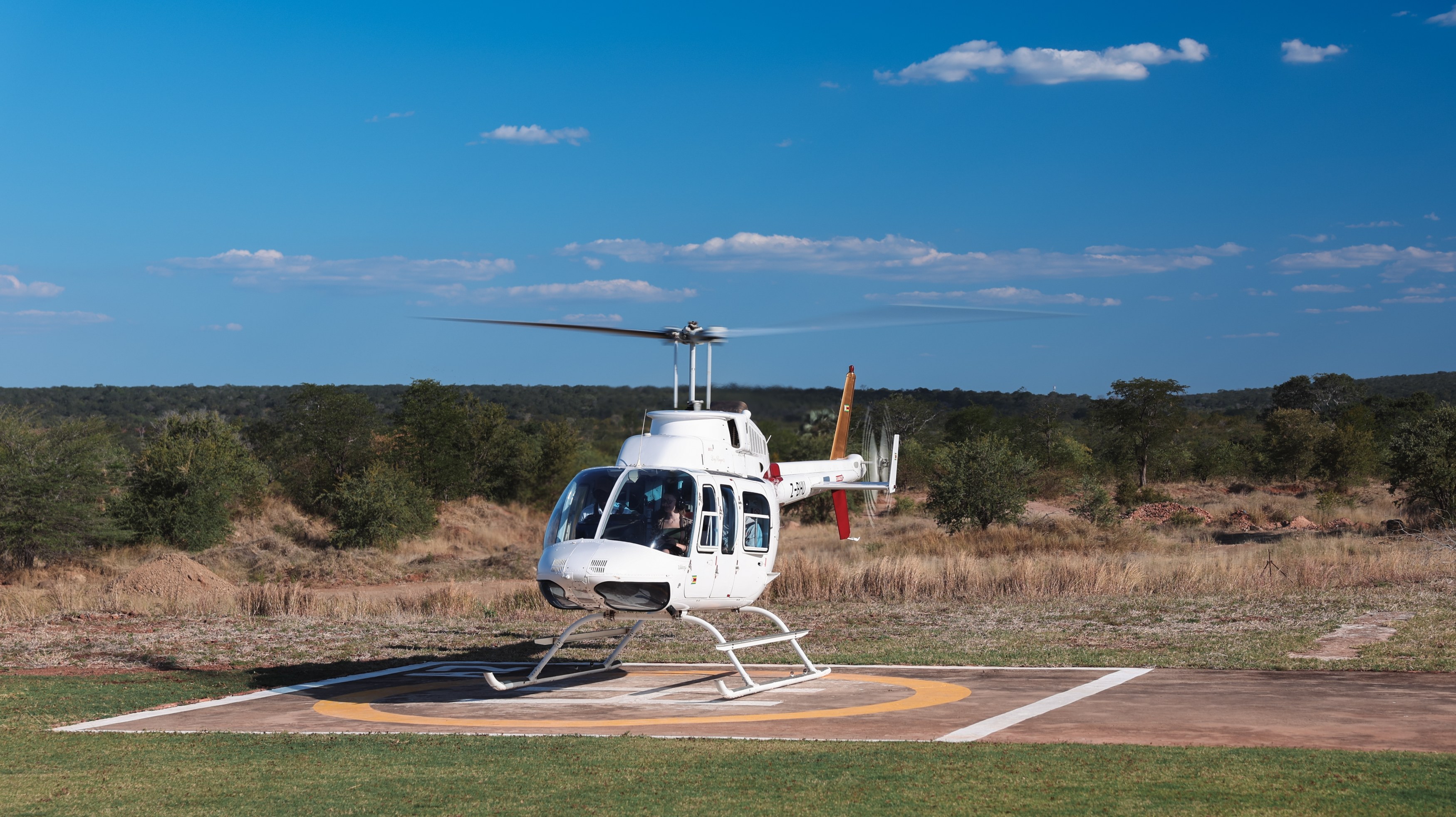 ZW_Heli Vic Falls - Shutterstock.jpg