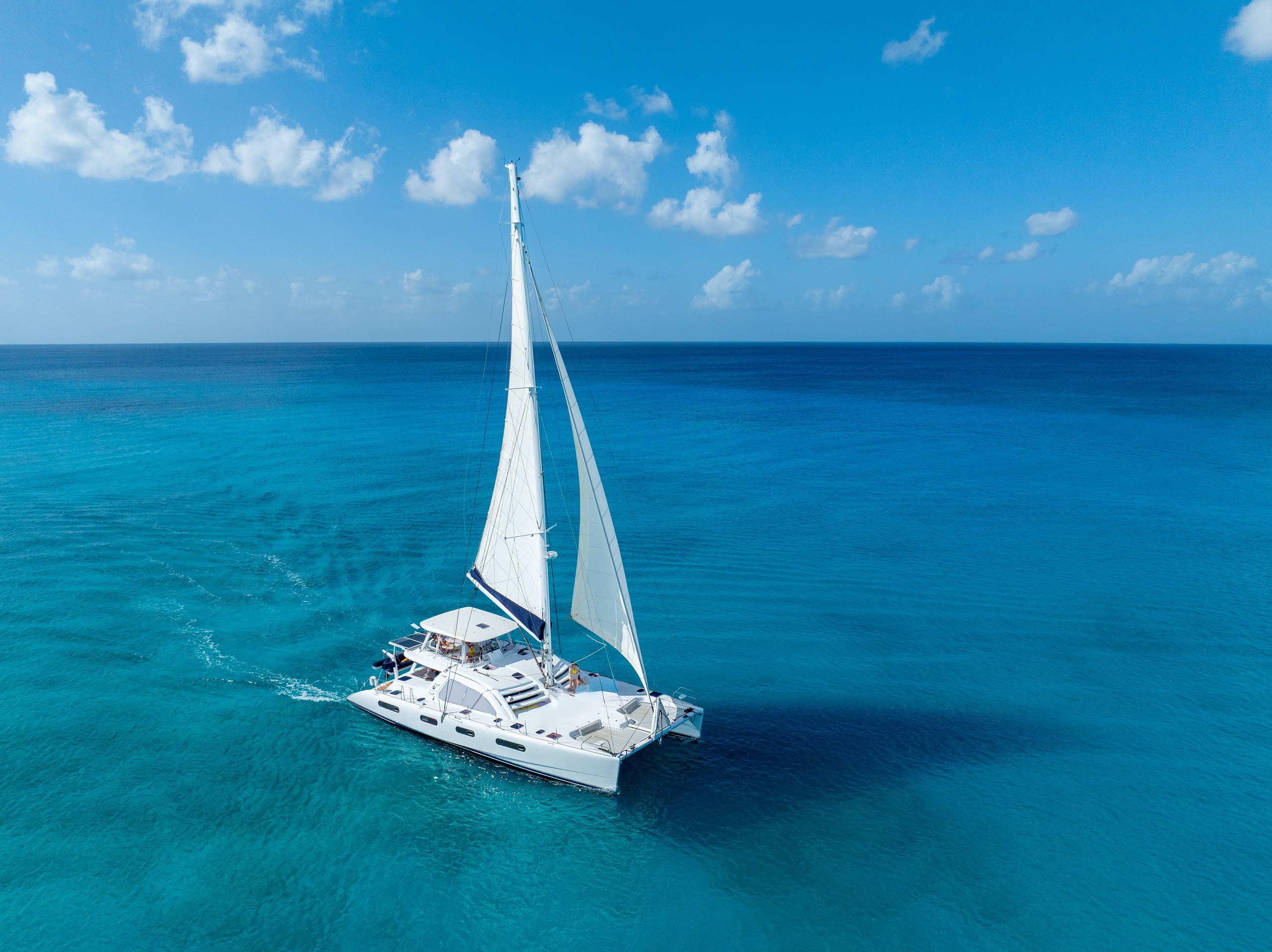 BB-Silvermoon- Catamaran-header.jpg