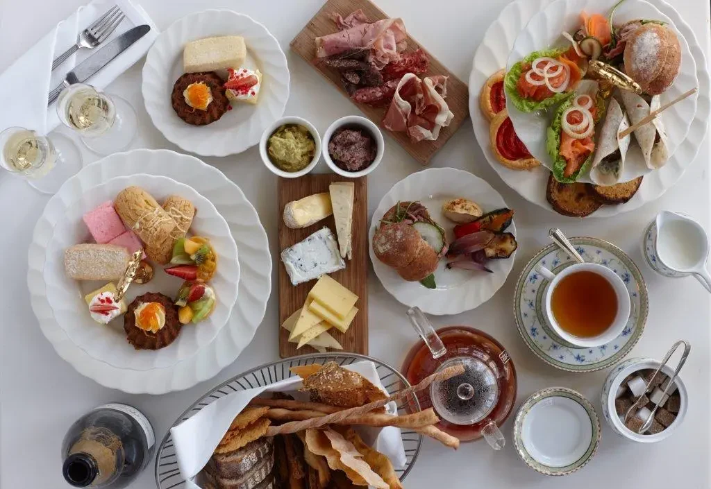 ZA-Belmond Mount Nelson-afternoon tea.webp