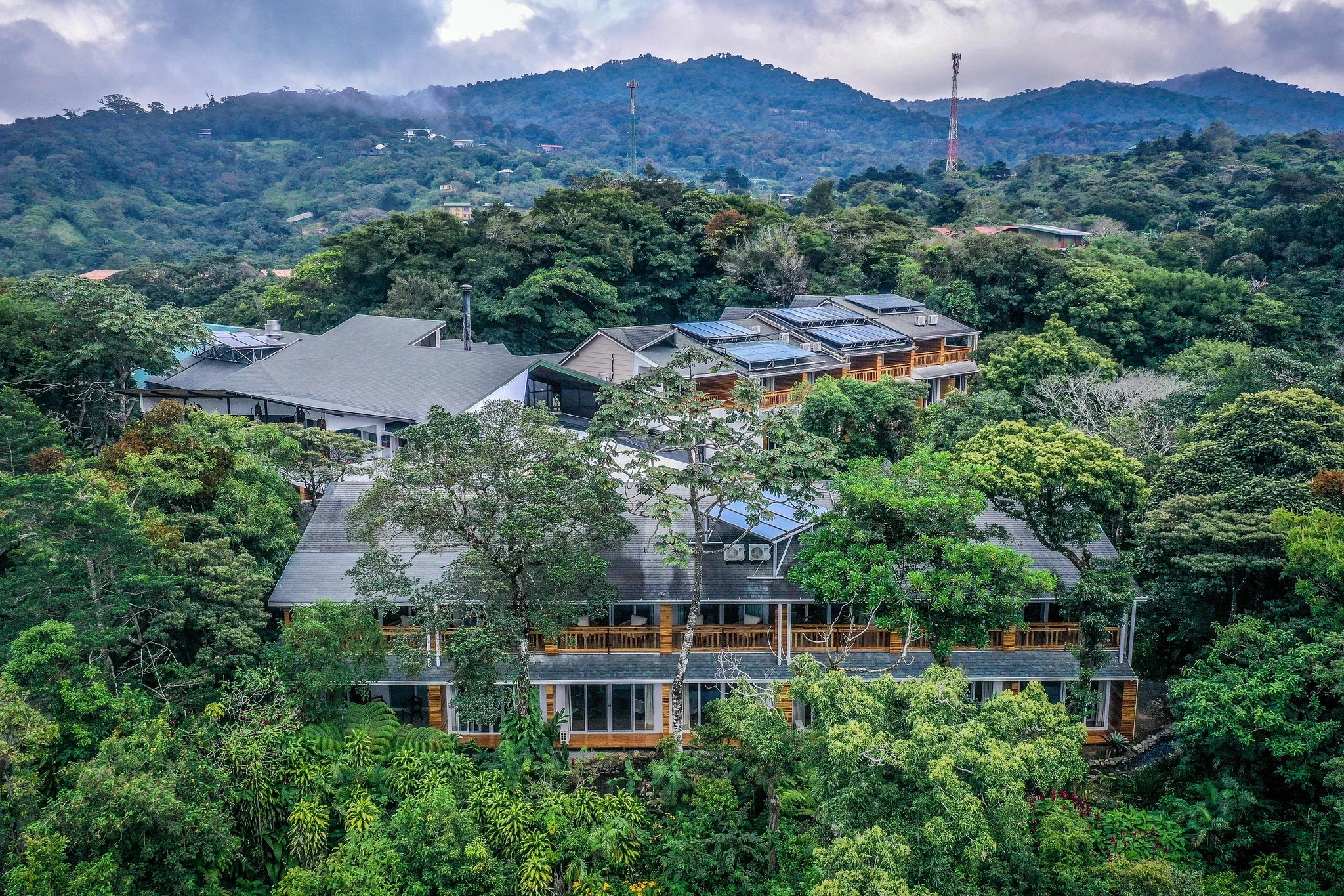 CR-Monteverde Lodge-Overview.webp