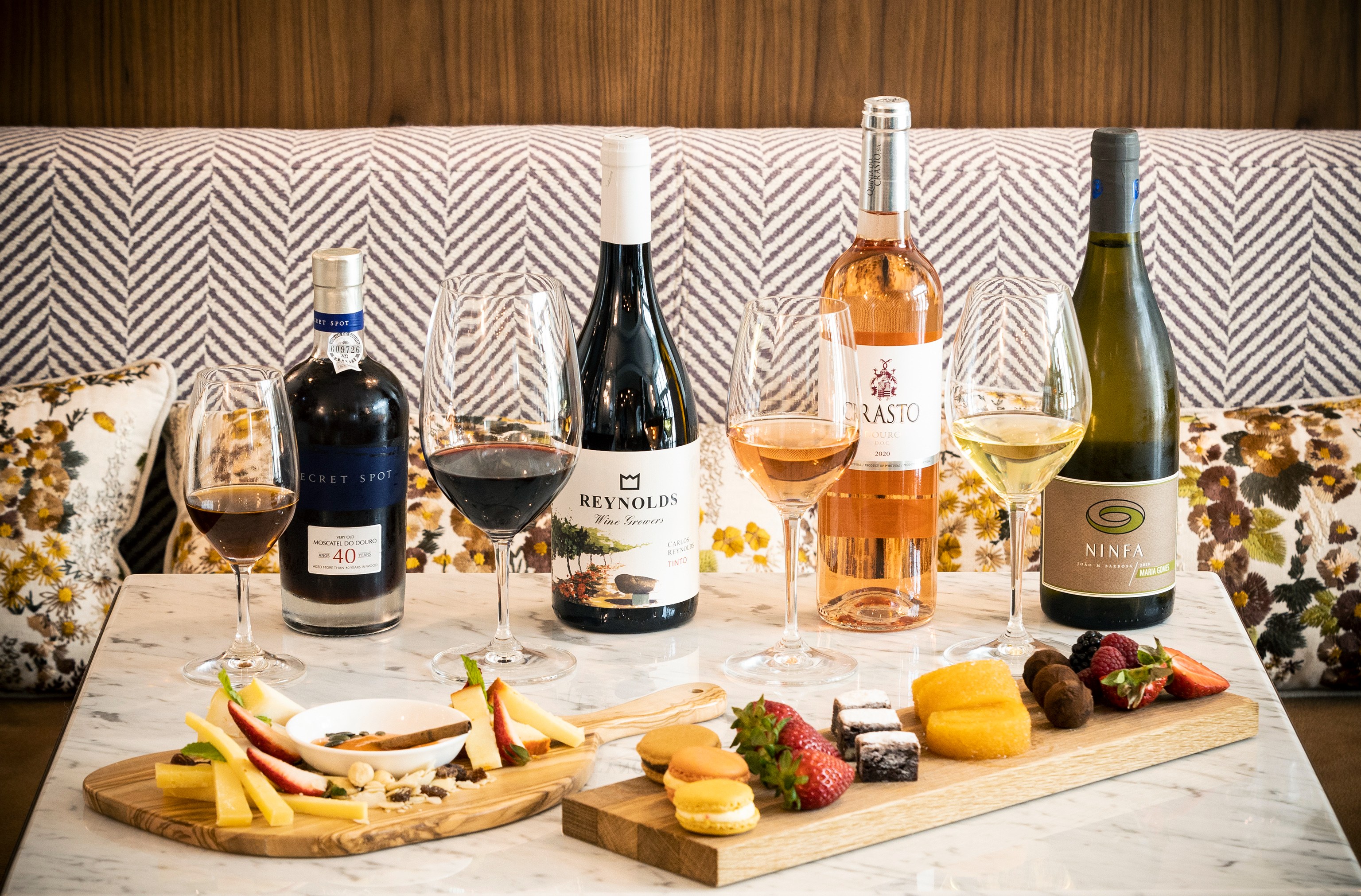 PT - Palacio Ludovice - Wine tasting.jpg