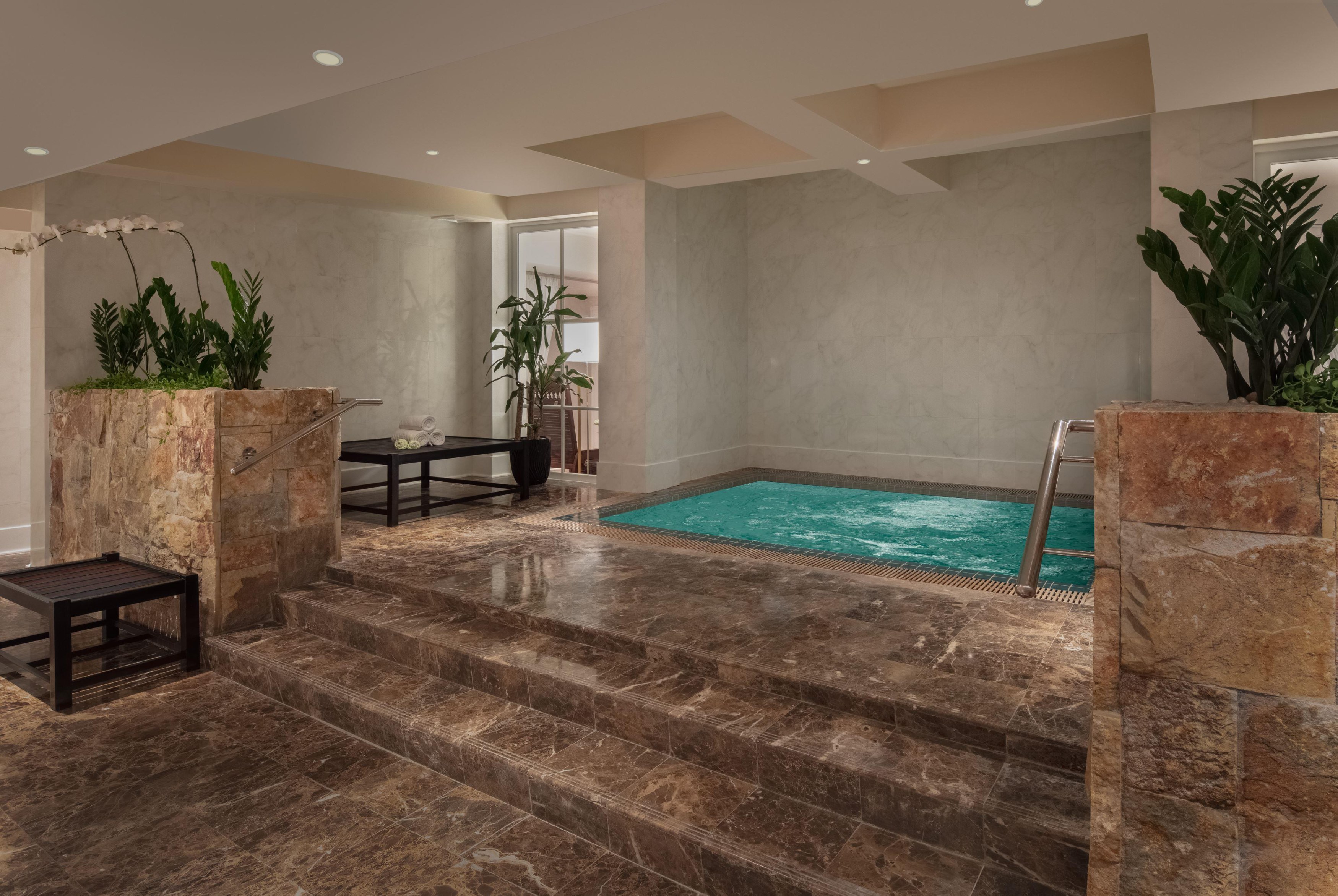 KH - Raffles le Royal - Spa 1.jpg