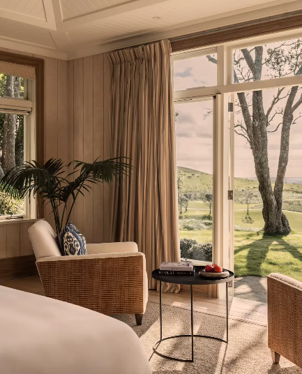 NZ - The Lodge at Kauri Cliffs - seat.png