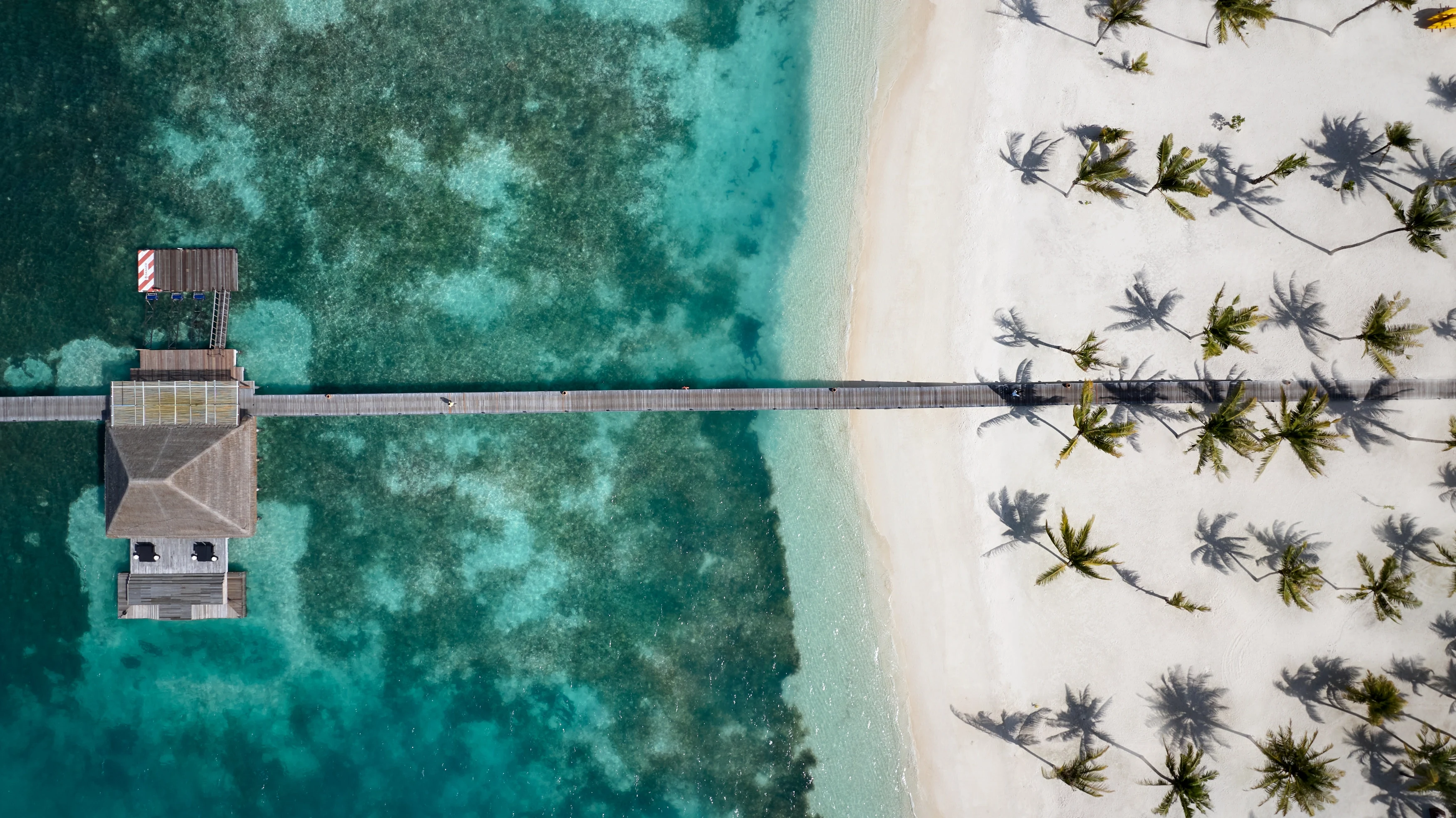 MV - Six Senses Kanuhura - Maruhabaa Lounge aerial.jpg.webp