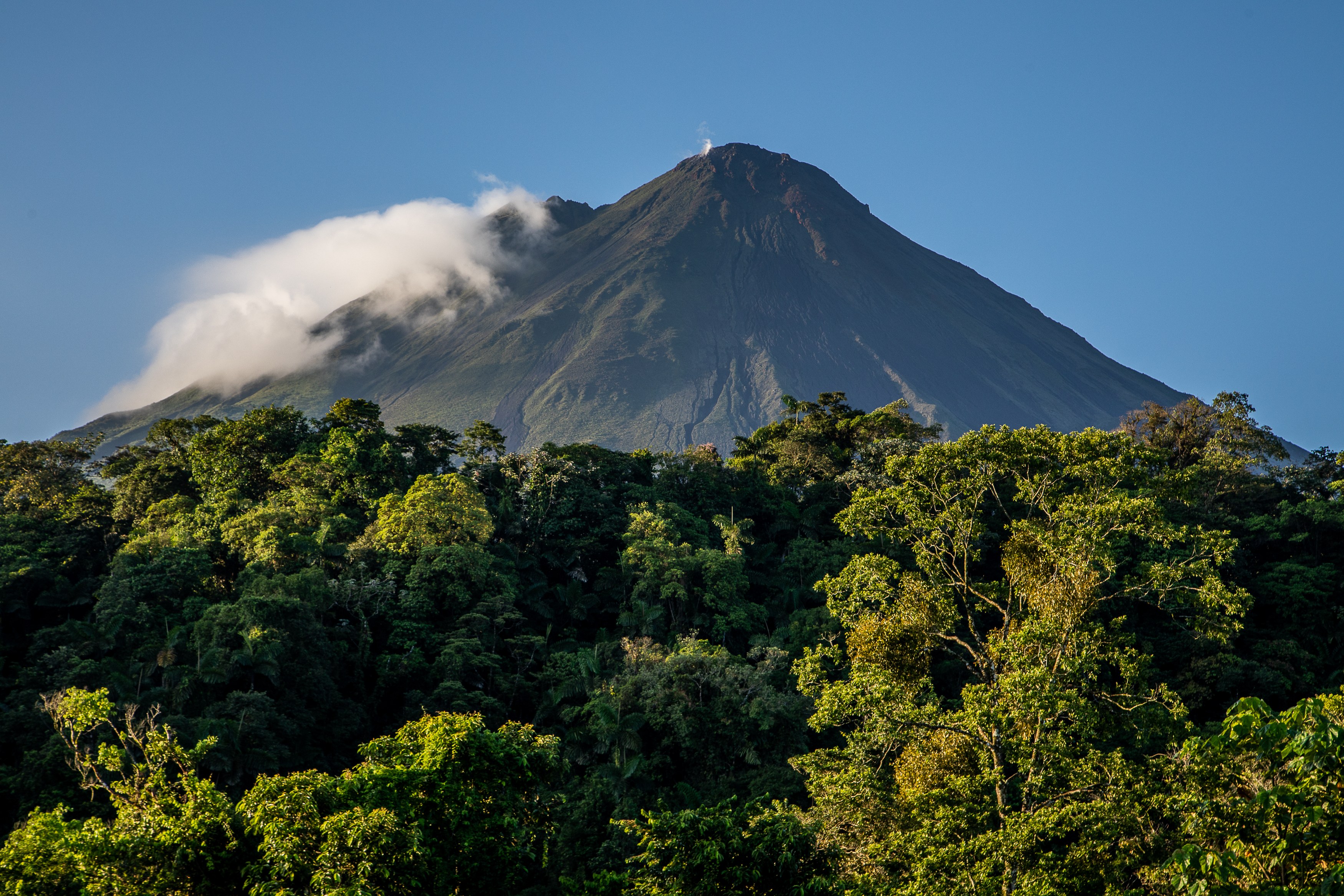 AMOR ARENAL -Volcano View.JPG