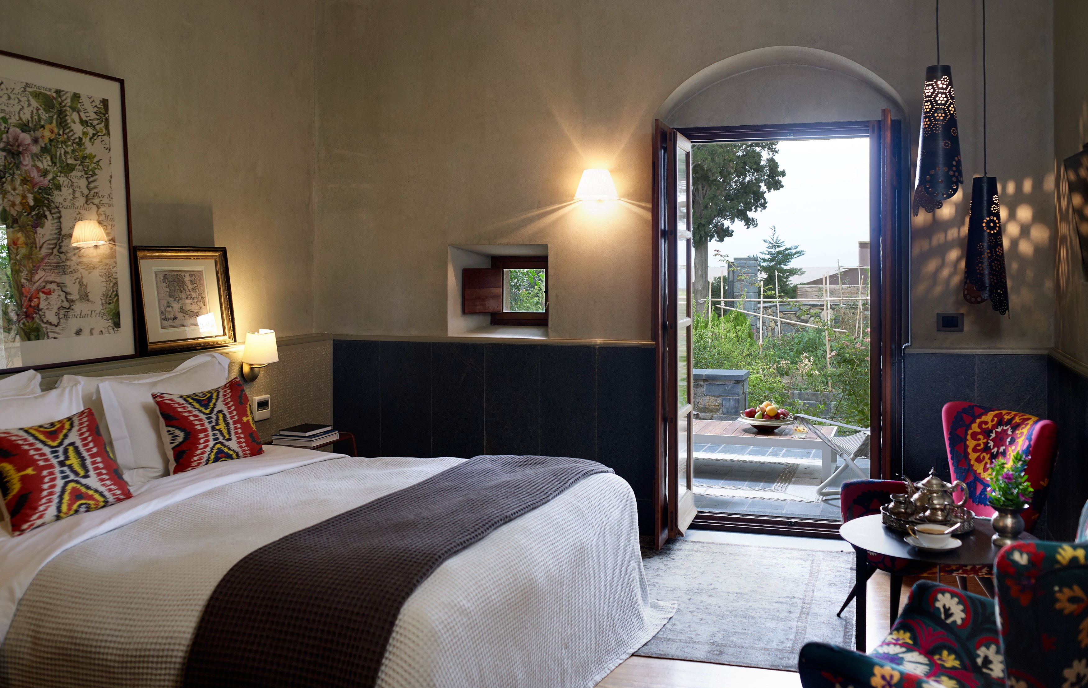 GR - Kinsterna - Garden Residence Bedroom Private Courtyard.jpg