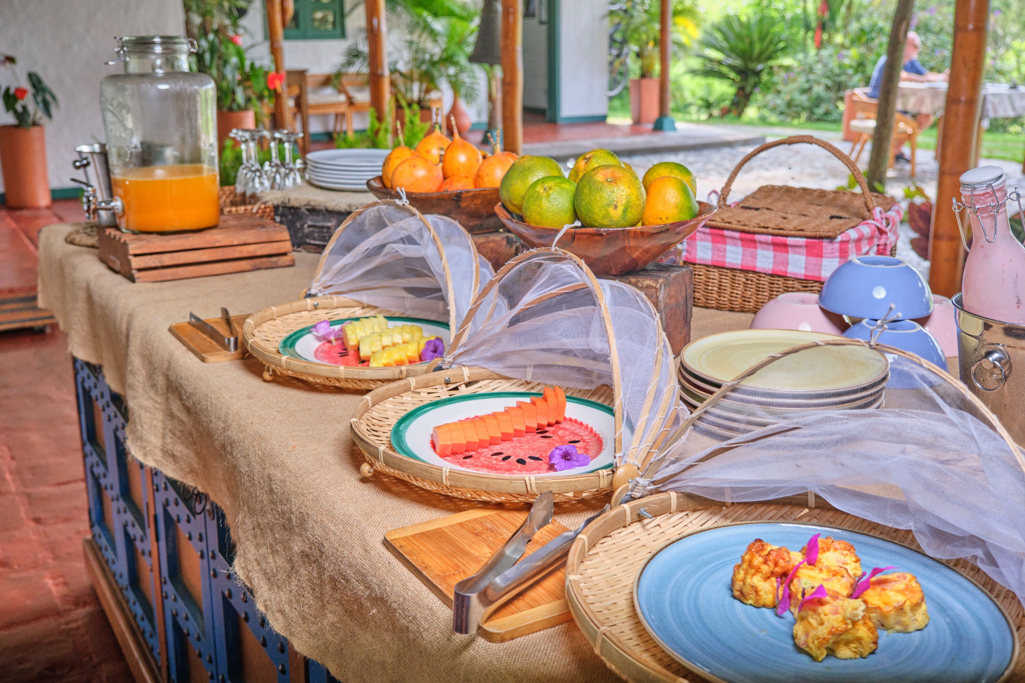 CO - Accommodatie - Hacienda Bambusa - Breakfast.jpg