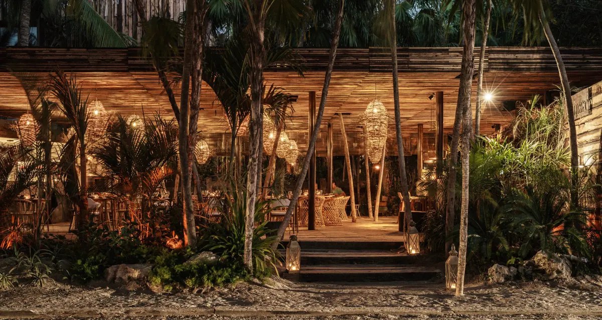 MX - Accommodatie - Hotel be Tulum - Restaurant.jpg