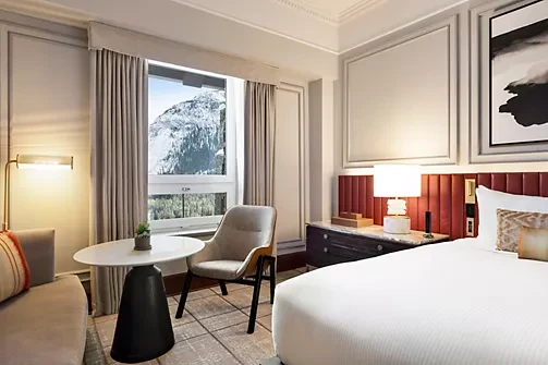 CA - Fairmont Banff Springs - Slaapkamer.webp